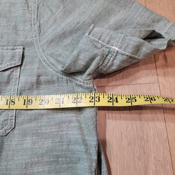 EUC Woolrich Shirt Men's sz Large Green Atlas Chambray Short Sleeve Button Up - Picture 6 of 7